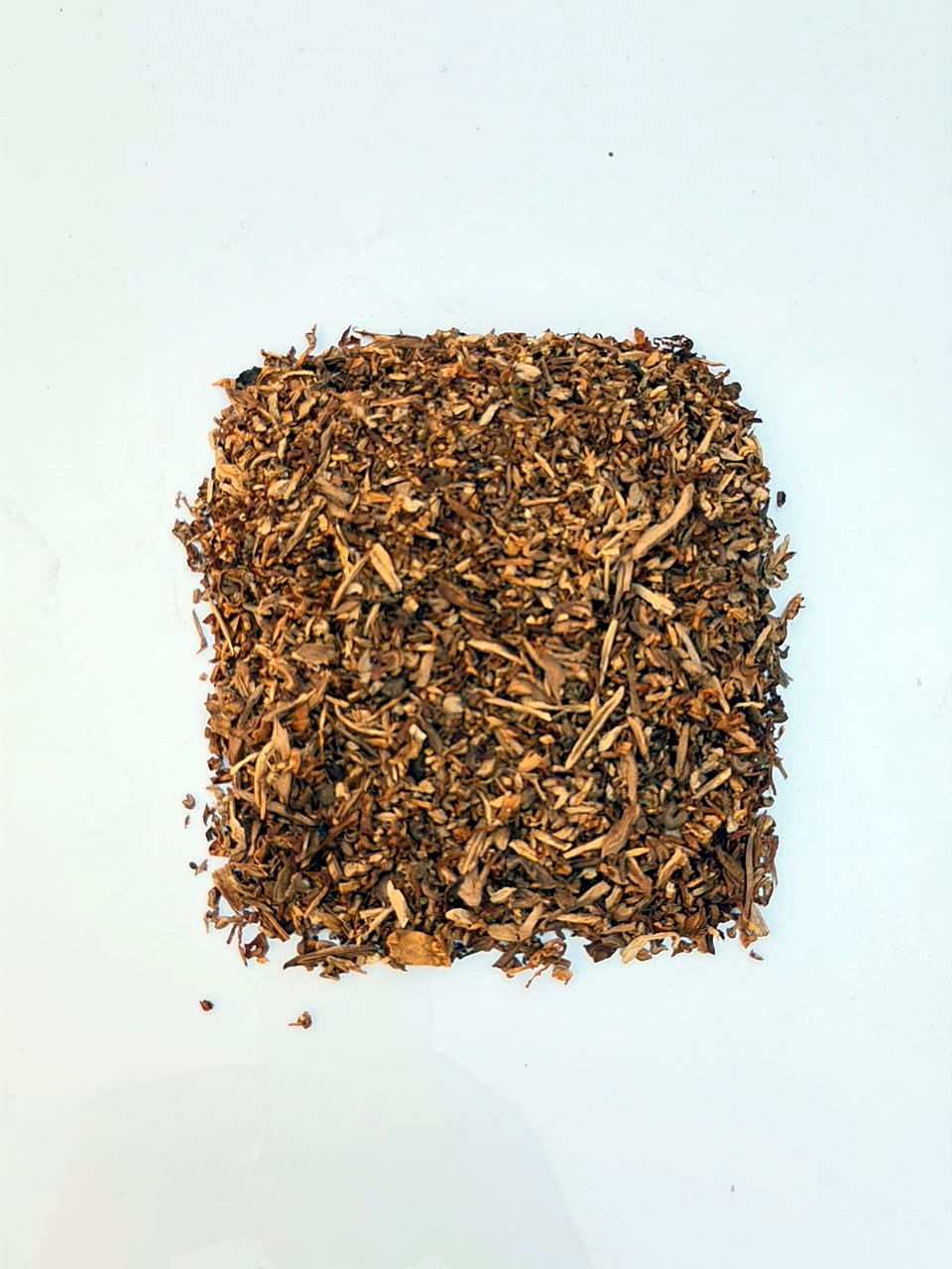 Threshed FCV tobacco lamina strips, sample heap